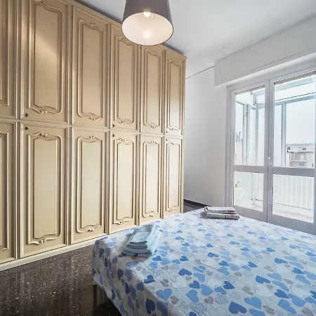 Apartment Central Albisola Spacious Close To The Beach