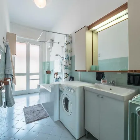 Central Albisola Spacious Close To The Beach * Albisola Superiore