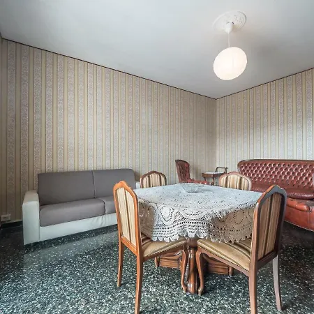 Central Albisola Spacious Close To The Beach