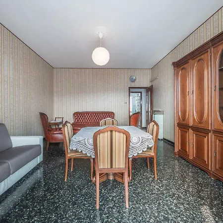 Central Albisola Spacious Close To The Beach Apartment *