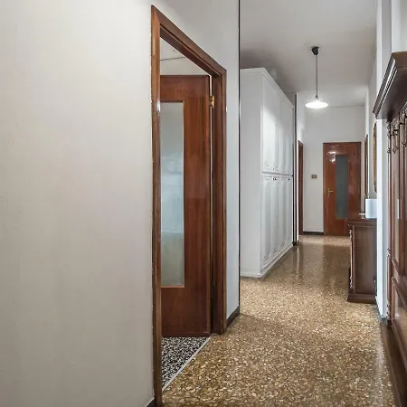 Central Albisola Spacious Close To The Beach *