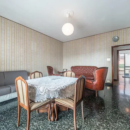 Central Albisola Spacious Close To The Beach Apartment *