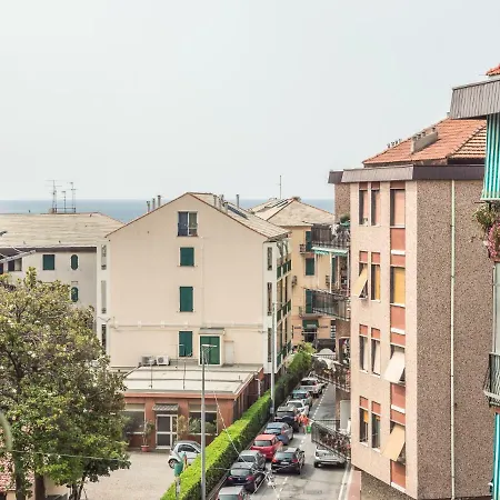 Central Albisola Spacious Close To The Beach Apartment *