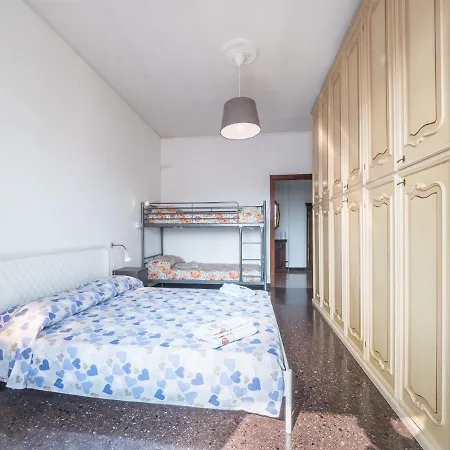 Apartment Central Albisola Spacious Close To The Beach