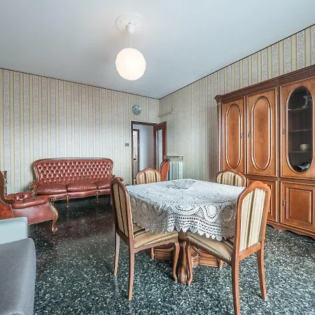 Central Albisola Spacious Close To The Beach Apartment